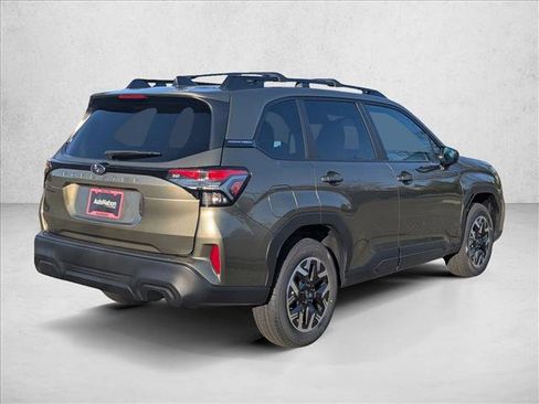 Used 2026 Subaru Forester Premium AWD/4WD image 2