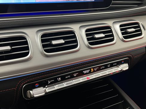 New 2025 Mercedes-Benz GLE 53 AMG 4MATIC Coupe image 32