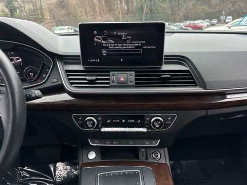 Used 2019 Audi Q5 2.0T Premium Plus w/ Premium Plus Package image 19