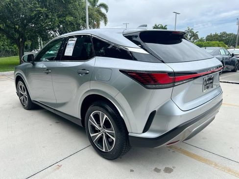 Certified 2025 Lexus RX 350 FWD w/ Technology Package image 5