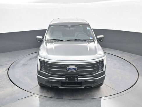 Used 2023 Ford F150 Lightning Lariat image 26