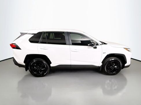 Certified 2025 Toyota RAV4 LE FWD image 8