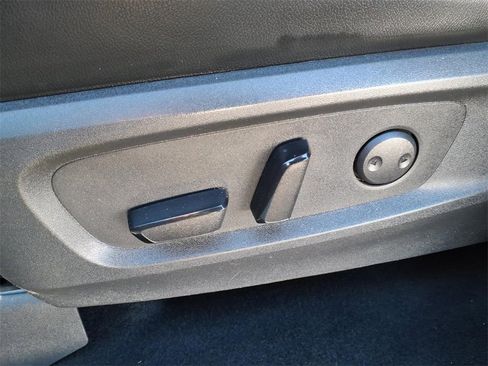 Certified 2023 Nissan Pathfinder SL w/ SL Premium Package image 14