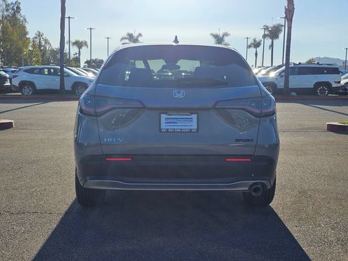 Used 2024 Honda HR-V Sport image 6