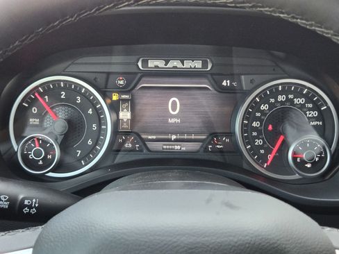 New 2026 RAM 1500 Lone Star AWD/4WD image 13