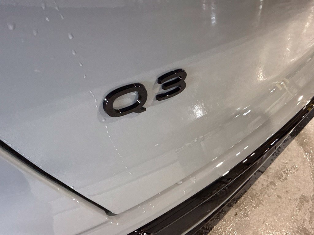 New 2026 Audi Q3 quattro 2.0T AWD/4WD image 9