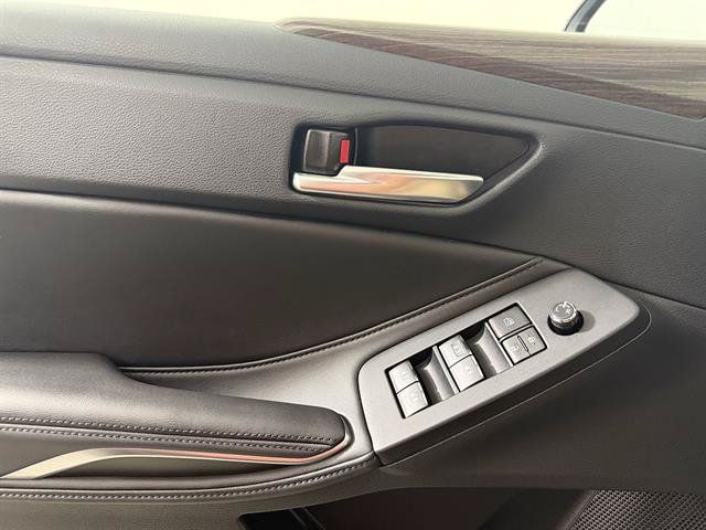 Used 2019 Toyota Avalon XLE w/ Moonroof Package FWD image 19