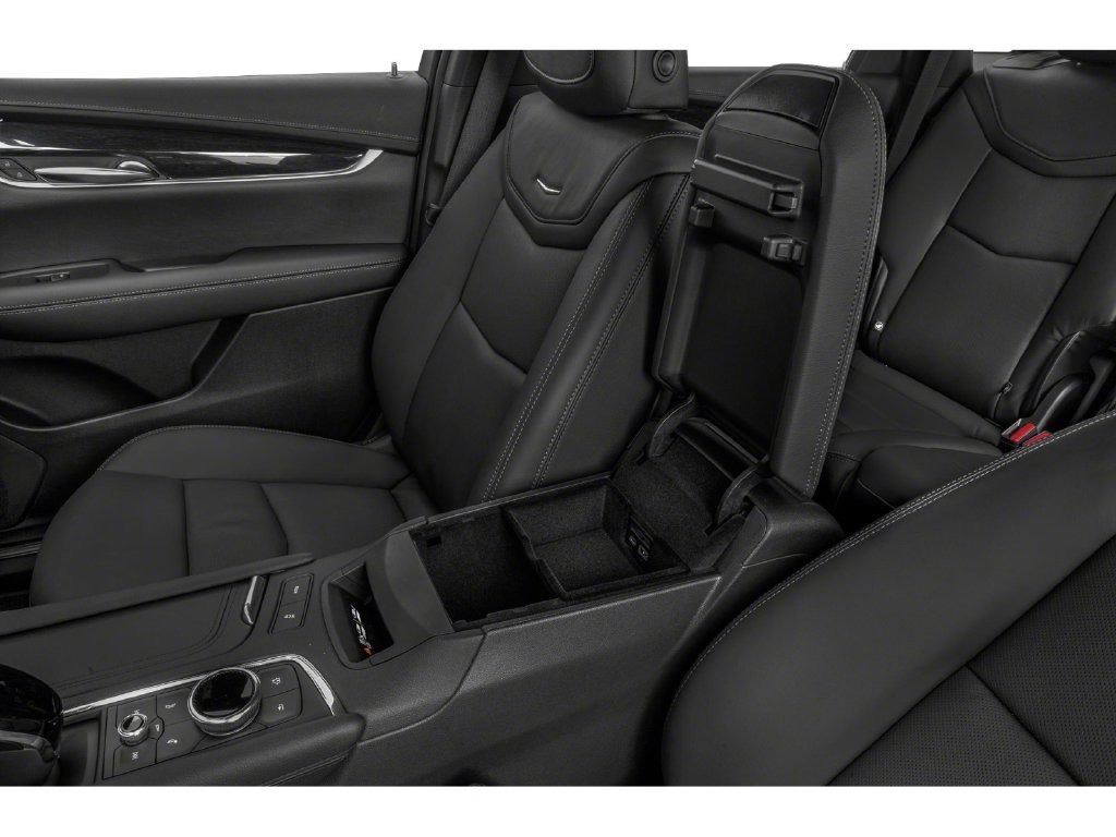 Used 2021 Cadillac XT5 Premium Luxury w/ LPO, Floor Liner Package AWD/4WD image 9