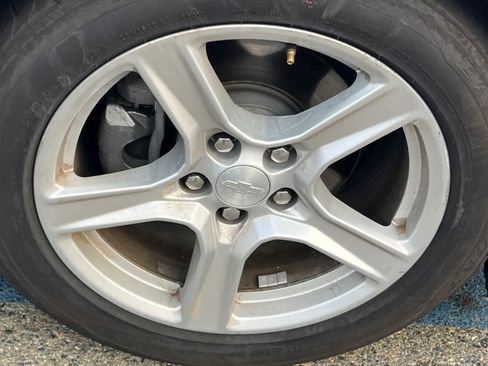 Used 2020 Chevrolet Camaro LT image 11