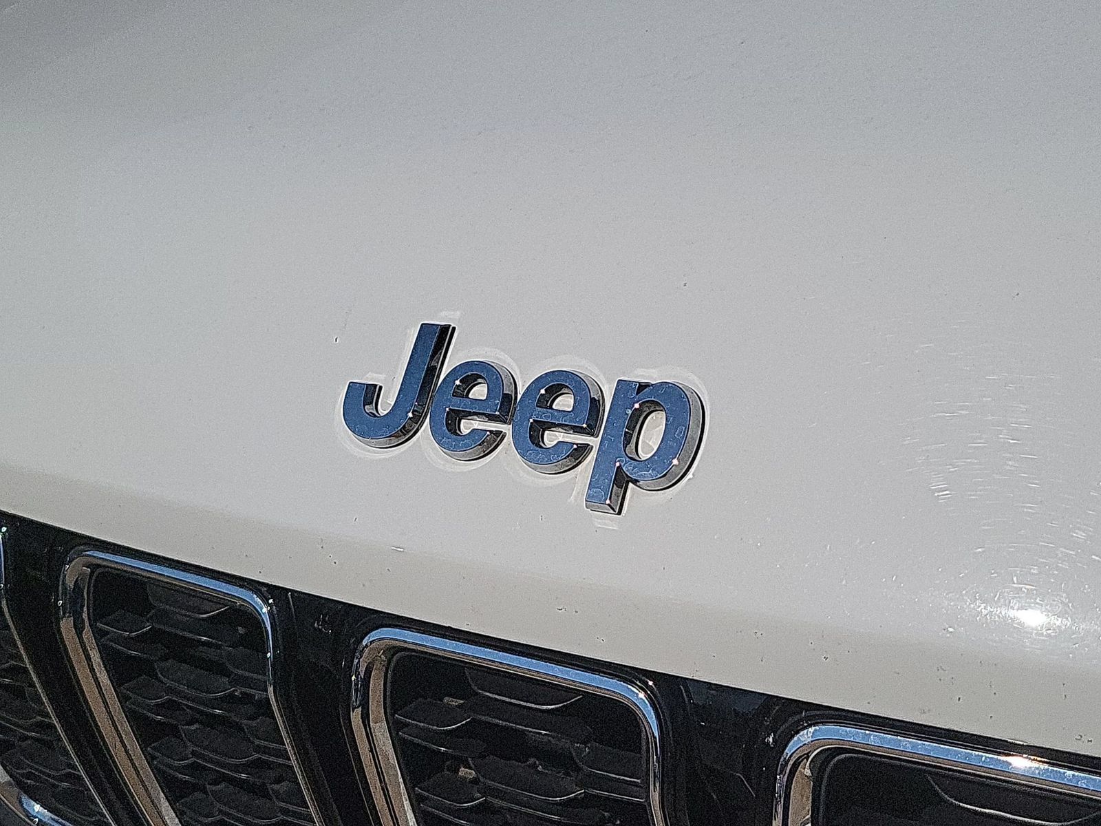 Used 2023 Jeep Grand Cherokee L Limited RWD image 30