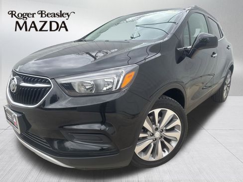 Used 2020 Buick Encore Preferred image 1