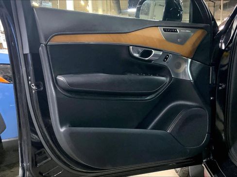 Used 2018 Volvo XC90 T6 Inscription w/ Convenience Package image 22