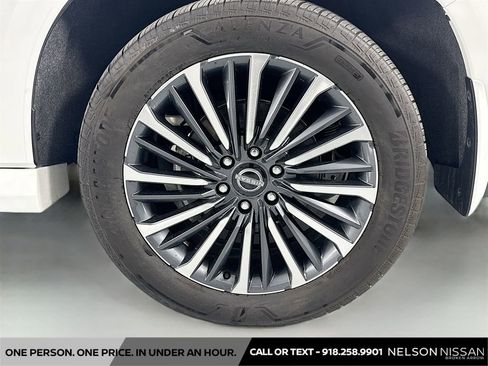 New 2025 Nissan Armada Platinum Reserve image 34