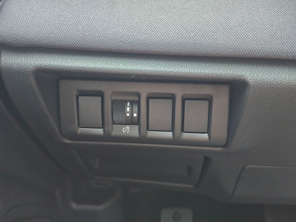 Certified 2022 Subaru Outback Premium AWD/4WD image 17