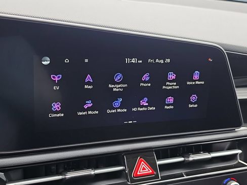 New 2026 Kia Niro Wind FWD image 23