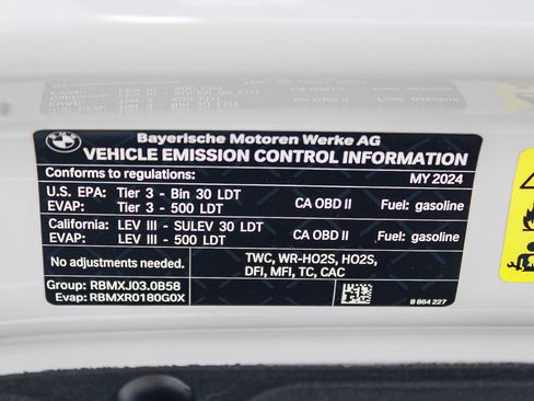 Certified 2024 BMW X5 xDrive40i w/ M Sport Package AWD/4WD image 22
