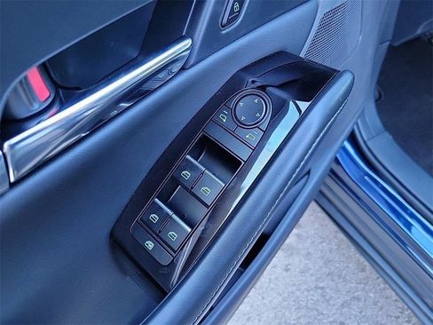 Certified 2025 MAZDA CX-30 AWD 2.5 S w/ Preferred Package image 21