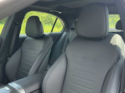 Used 2026 Mercedes-Benz C 300 4MATIC Sedan image 25