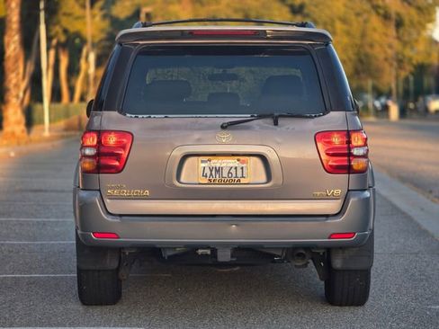 Used 2002 Toyota Sequoia Limited image 11