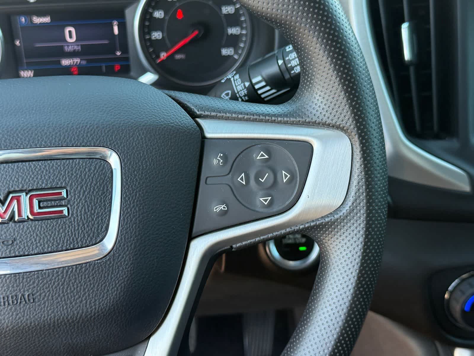 Used 2022 GMC Terrain SLE w/ Driver Convenience Package AWD/4WD image 18