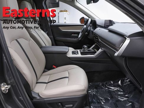 Used 2024 MAZDA CX-90 Plug-In Hybrid w/ Preferred AWD/4WD image 26
