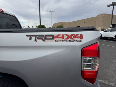 Used 2015 Toyota Tundra Limited w/ Limited Premium Package AWD/4WD image 25