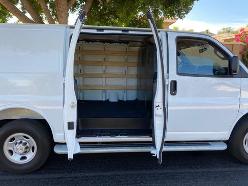 Used 2025 Chevrolet Express 2500 w/ Driver Convenience Package RWD image 41