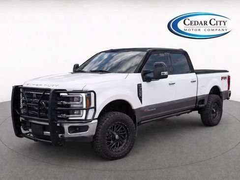 Used 2024 Ford F250 Lariat w/ Lariat Ultimate Package AWD/4WD image 2