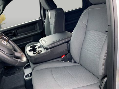 New 2026 RAM 2500 Tradesman AWD/4WD image 9