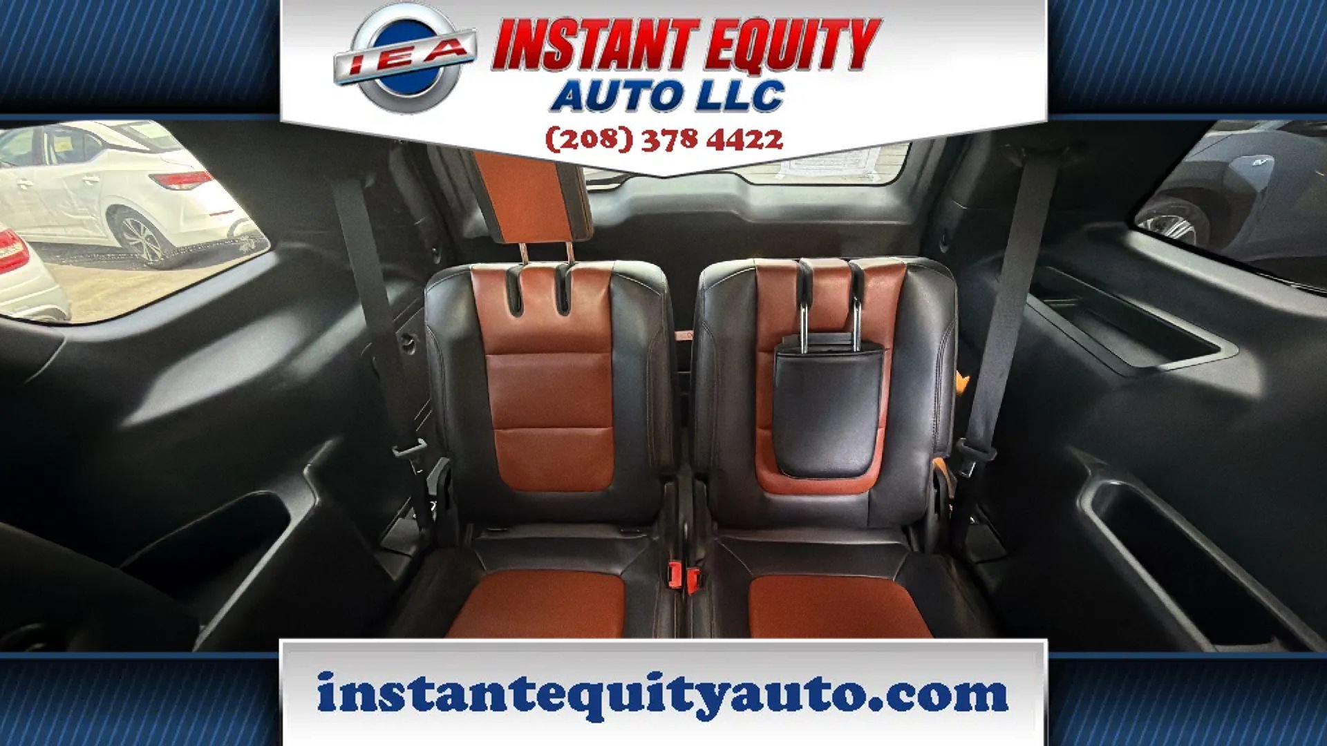 Used 2019 Ford Explorer XLT w/ Equipment Group 202A AWD/4WD image 14