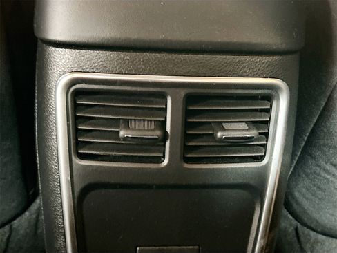 Used 2023 Chrysler 300 Touring w/ Sport Appearance Package image 24