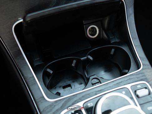 Used 2015 Mercedes-Benz C 400 4MATIC image 34