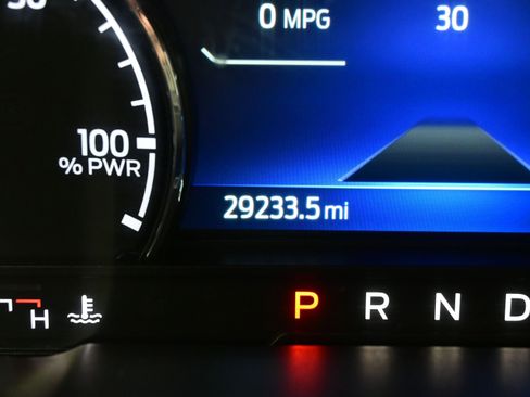 Used 2023 Ford Maverick Lariat w/ Lariat Luxury Package image 24