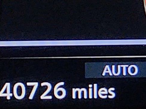 Used 2024 Nissan Rogue SV image 11