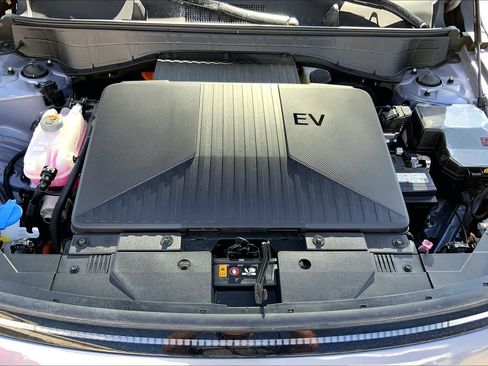 Used 2024 Hyundai Kona SEL FWD image 31