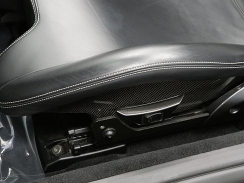 Used 2011 Ferrari California RWD image 28
