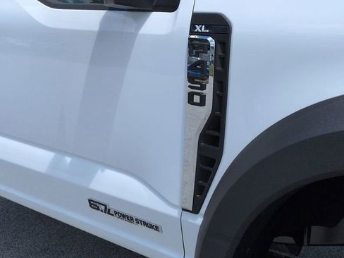 New 2025 Ford F450 XL image 12