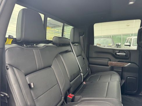 Used 2021 Chevrolet Silverado 1500 High Country image 24