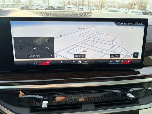 New 2026 BMW X5 xDrive40i w/ M Sport Package image 29