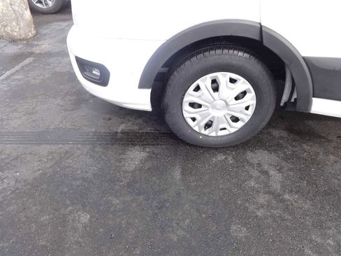 Used 2023 Ford Transit 350 XLT image 4