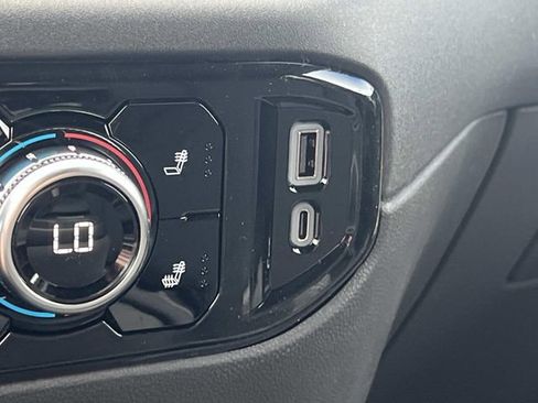 New 2026 GMC Sierra 1500 Elevation image 30