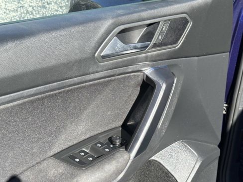 Used 2021 Volkswagen Tiguan S image 19