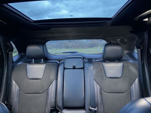 Used 2019 Ford Edge ST w/ Convenience Package image 42