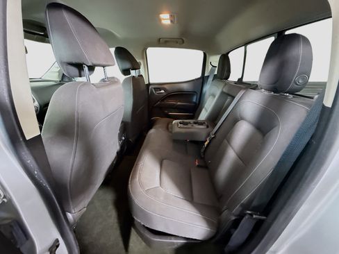 Used 2017 GMC Canyon SLE image 24