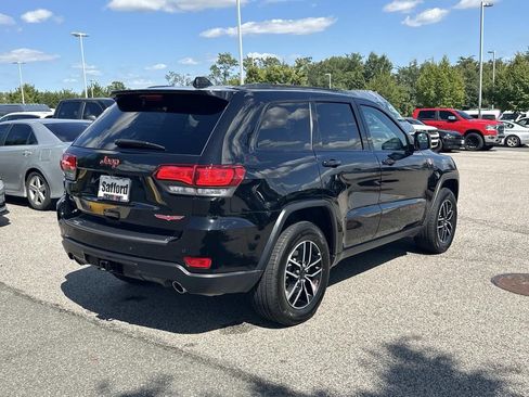 Used 2021 Jeep Grand Cherokee Trailhawk w/ Trailhawk Luxury Group AWD/4WD image 9