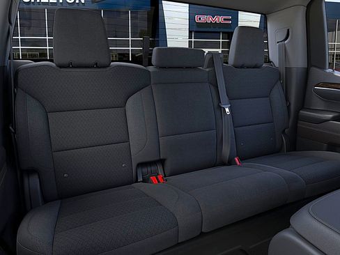 New 2026 GMC Sierra 1500 Elevation image 17
