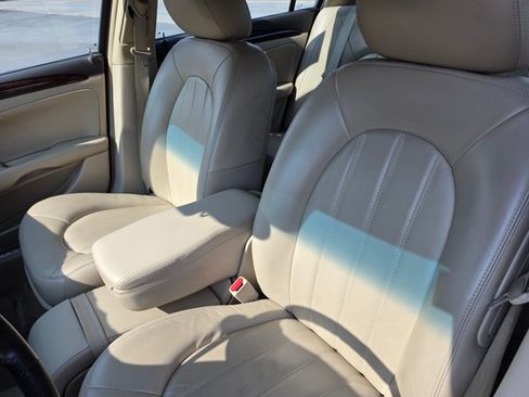Used 2011 Buick Lucerne CXL FWD image 23