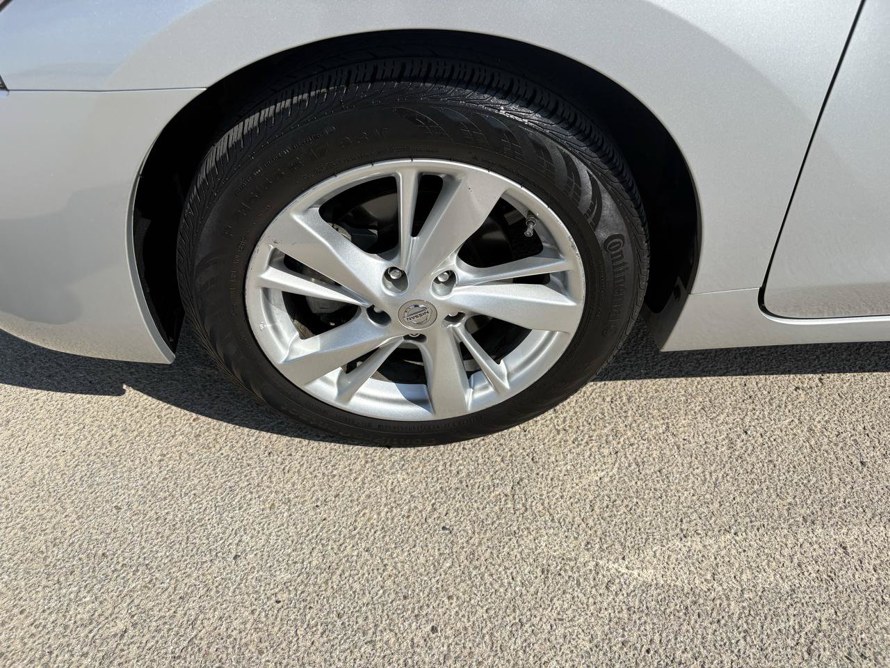 Used 2013 Nissan Altima 2.5 SV FWD image 9