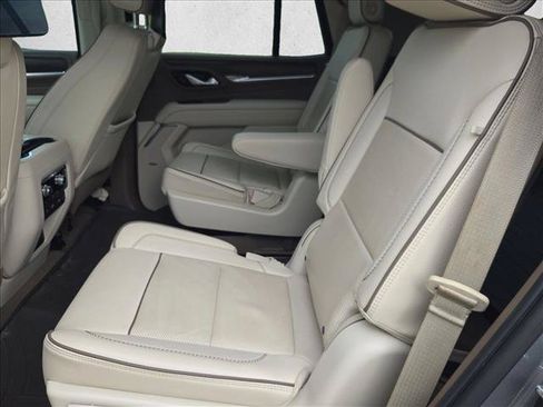 Used 2021 GMC Yukon Denali w/ LPO, Illumination Package AWD/4WD image 14