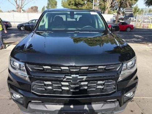Used 2021 Chevrolet Colorado LT w/ LT Convenience Package image 2